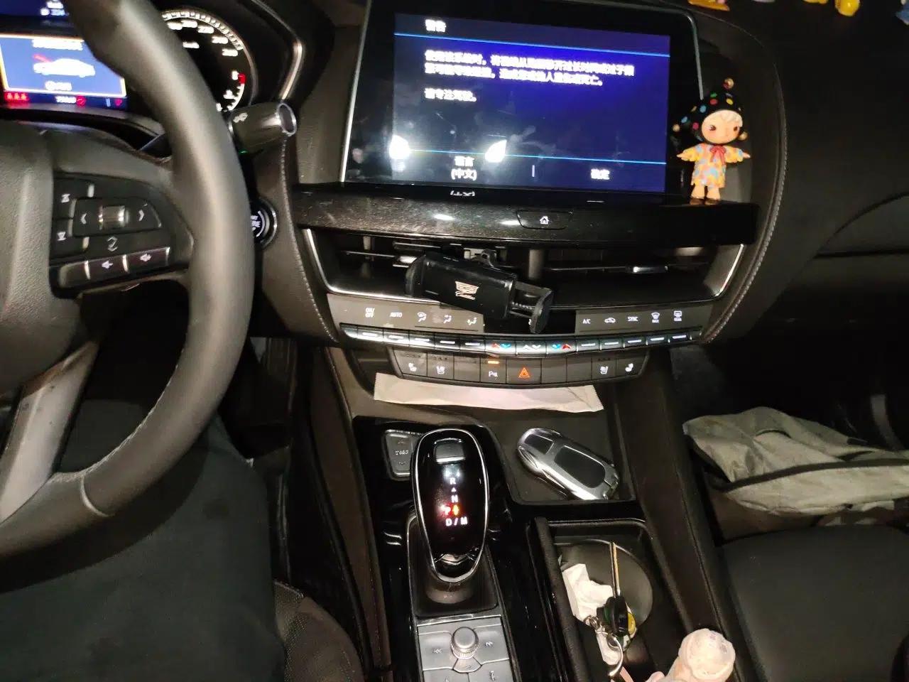Cadillac CT5 2021 28T Luxury Model — миниатюра 13
