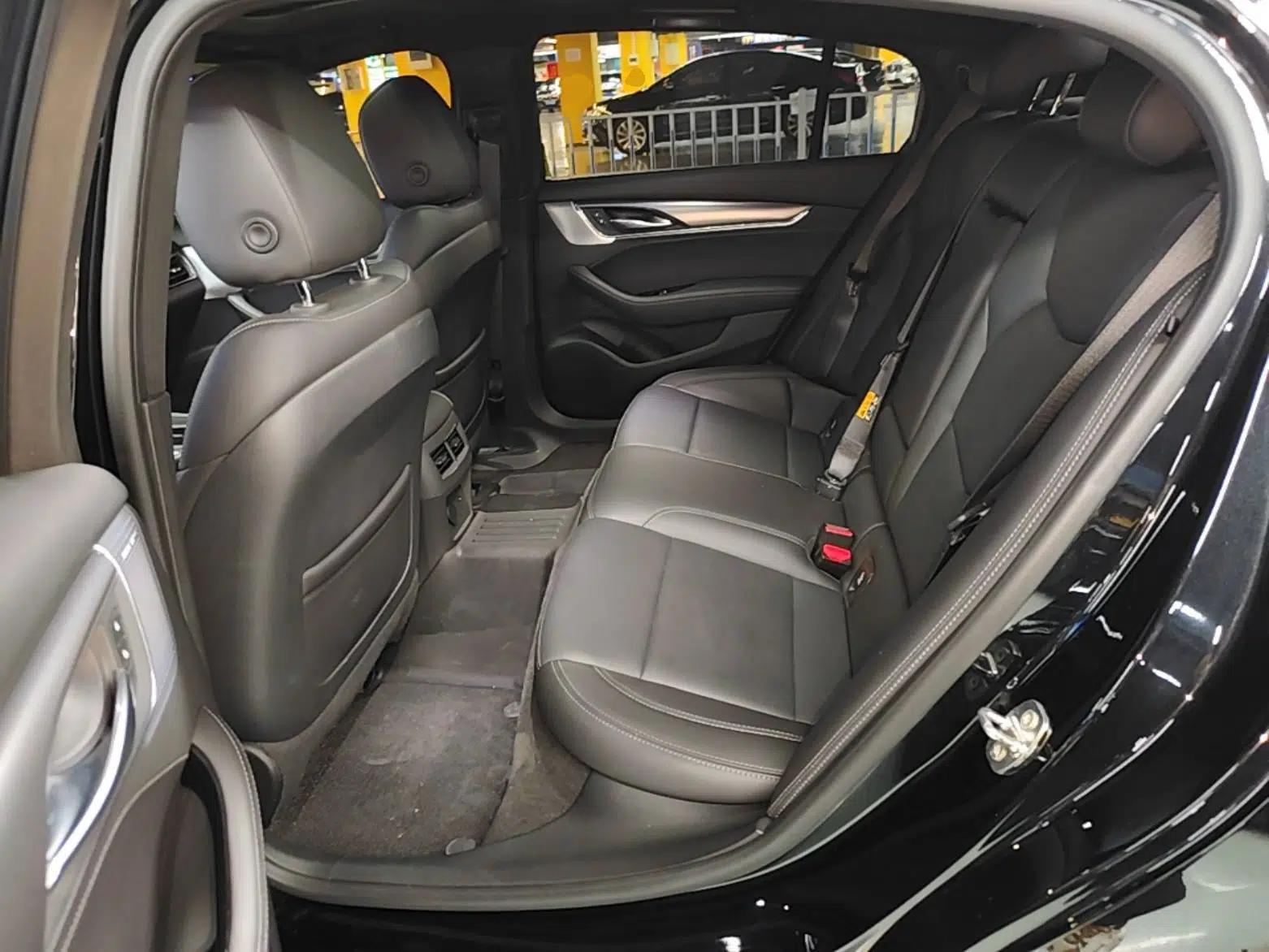 Cadillac CT5 2023 28T Prestige Model — миниатюра 20