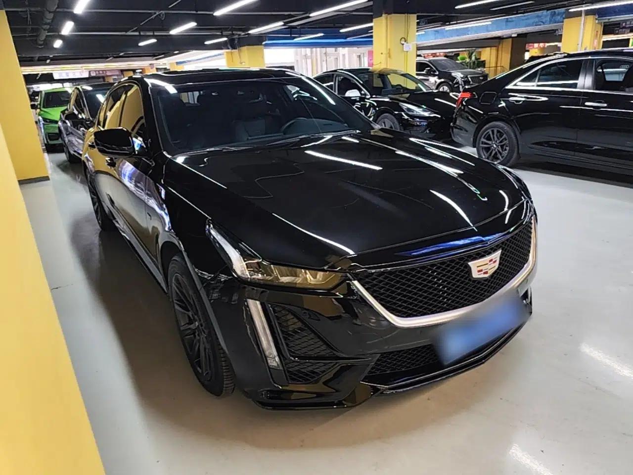 Cadillac CT5 2023 28T Prestige Model — миниатюра 3