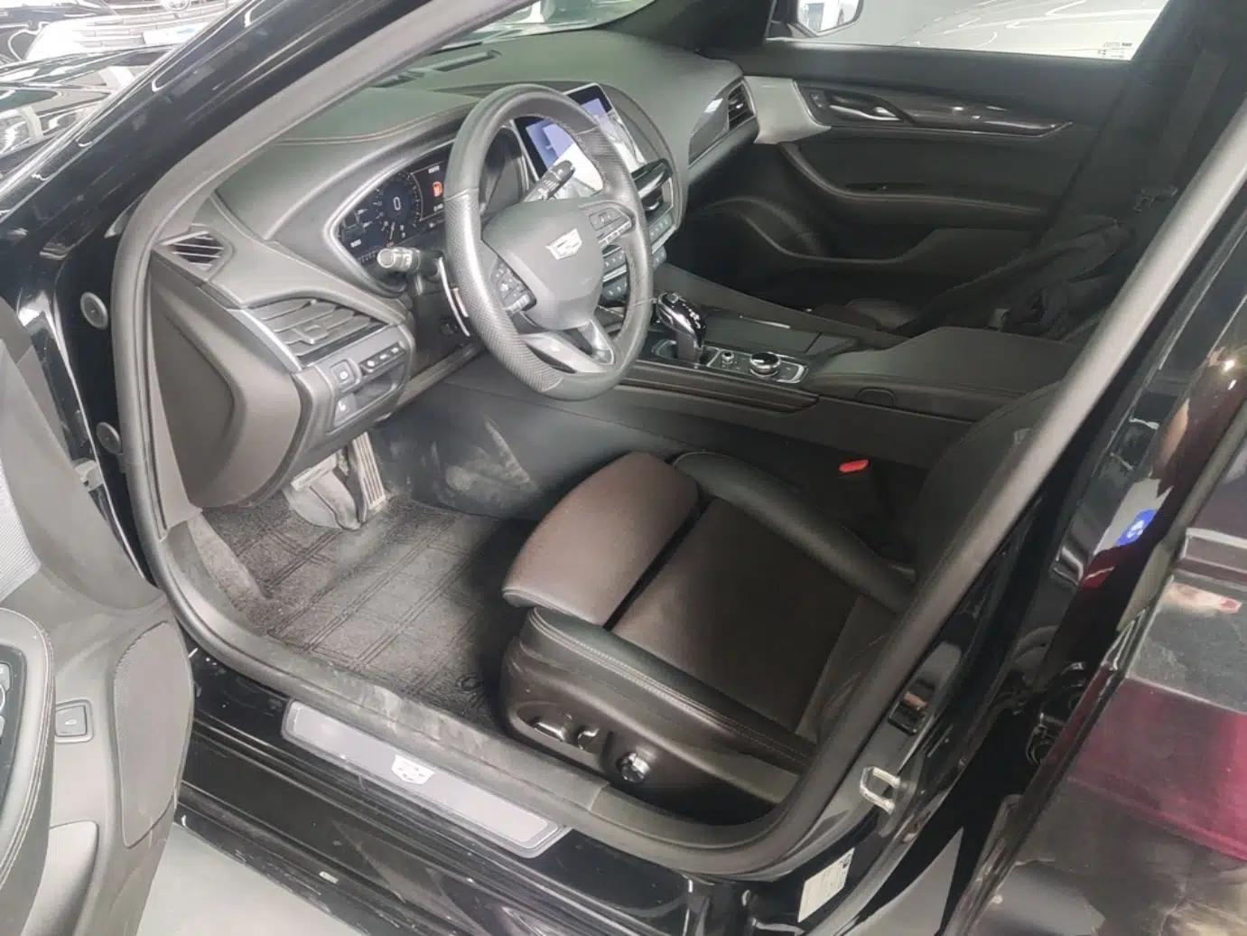 Cadillac CT5 2023 28T Platinum Edition — миниатюра 18