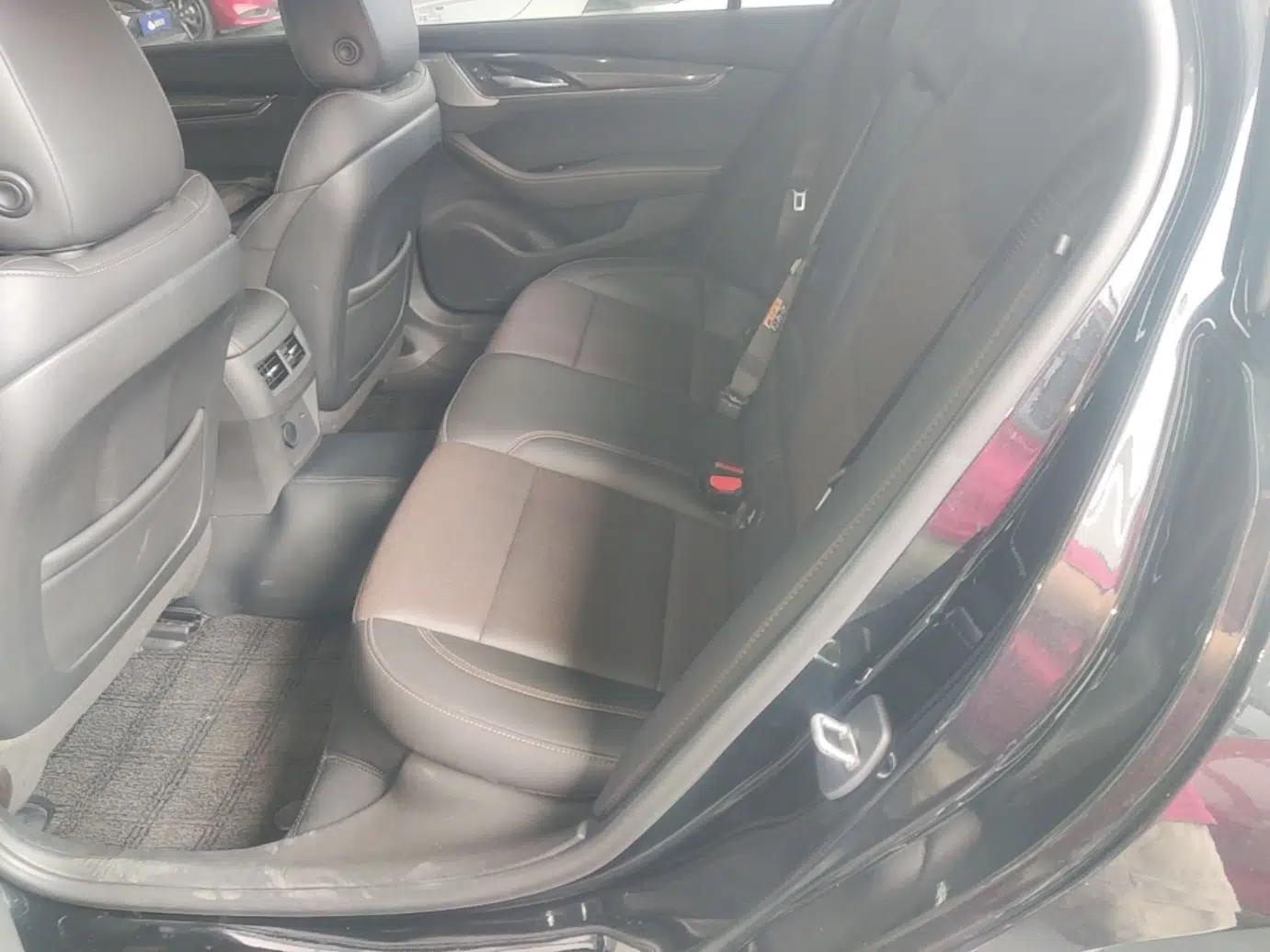 Cadillac CT5 2023 28T Platinum Edition — миниатюра 20