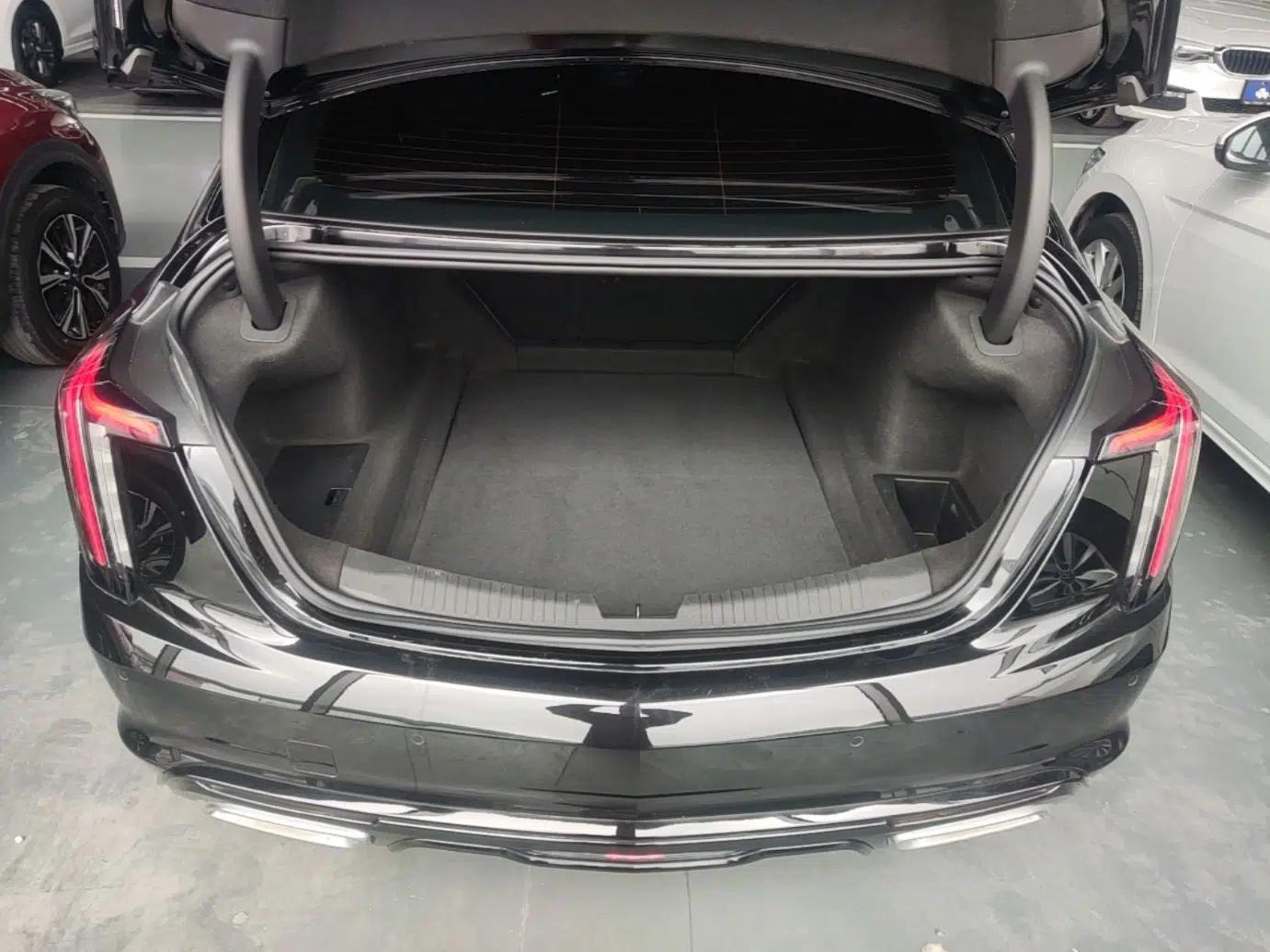 Cadillac CT5 2023 28T Platinum Edition — миниатюра 22