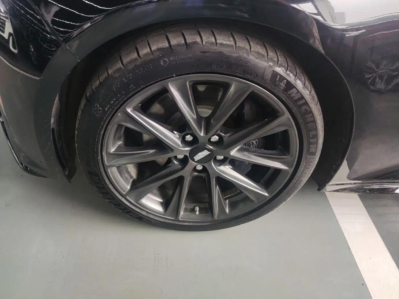 Cadillac CT5 2023 28T Platinum Edition — миниатюра 10