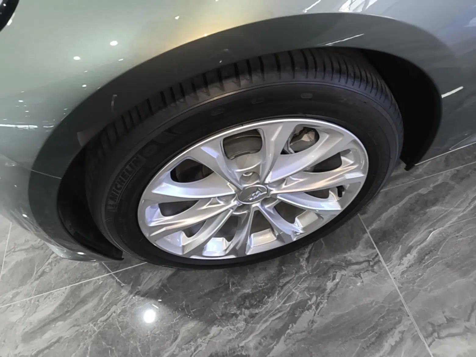 Cadillac CT5 2023 28T Luxury Edition (Standard Version) — миниатюра 10