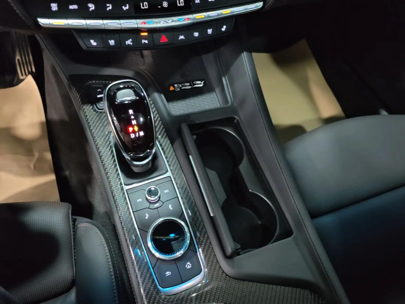 Cadillac CT5 2023 28T Platinum Edition — миниатюра 16