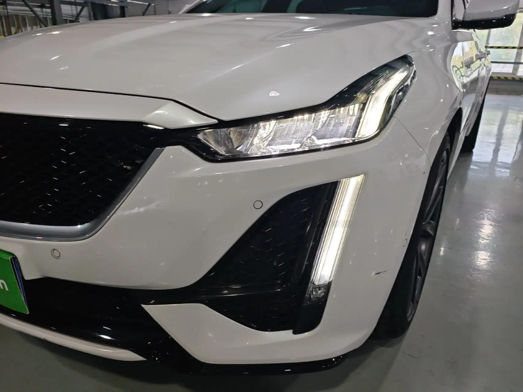 Cadillac CT5 2023 28T Platinum Edition — миниатюра 8