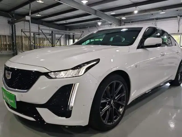 Cadillac CT5 2023 28T Platinum Edition