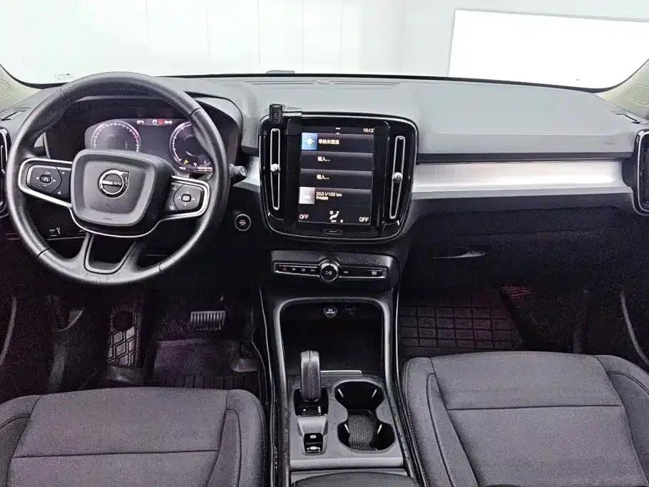 2021 Volvo XC40 T3 Smart Fashion Edition — миниатюра 12