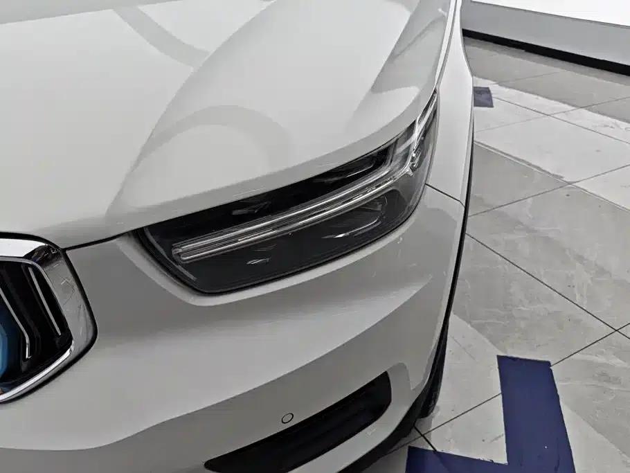 2021 Volvo XC40 T3 Smart Fashion Edition — миниатюра 5