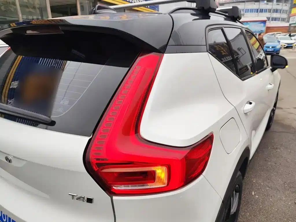 2021 Volvo XC40 T4 AWD Inscription Sport Edition — миниатюра 24