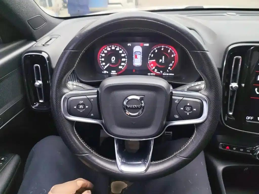 2021 Volvo XC40 T4 AWD Inscription Sport Edition — миниатюра 7