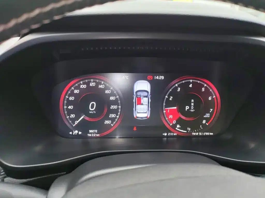 2021 Volvo XC40 T4 AWD Inscription Sport Edition — миниатюра 8