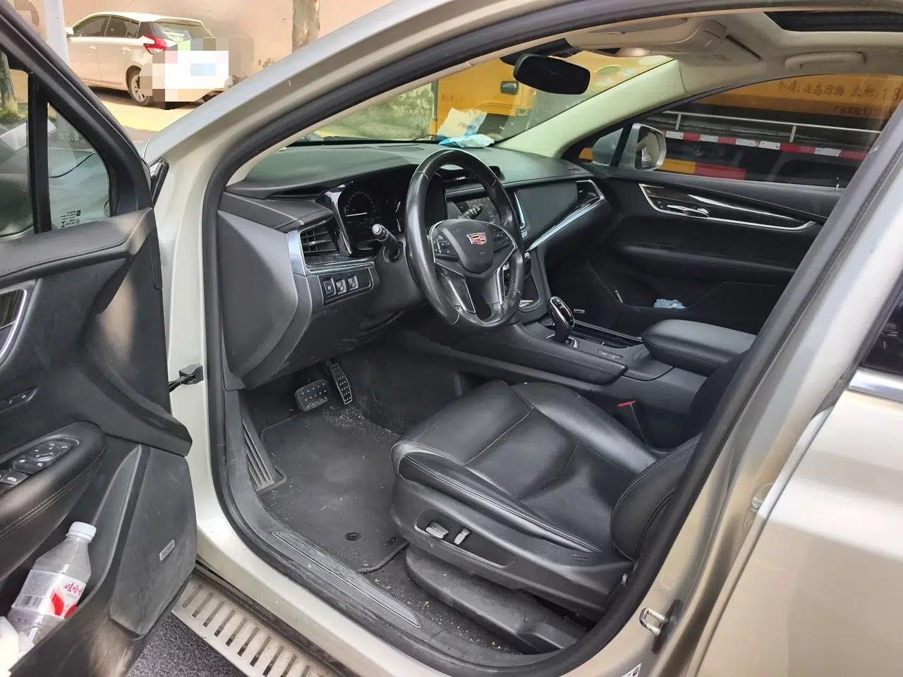 Cadillac XT5 2016 25T Luxury Model — миниатюра 16