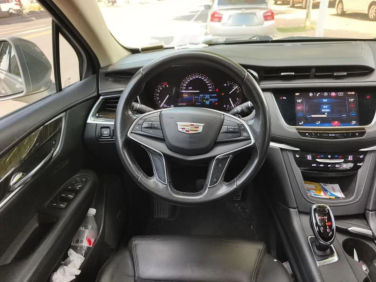 Cadillac XT5 2016 25T Luxury Model — миниатюра 10