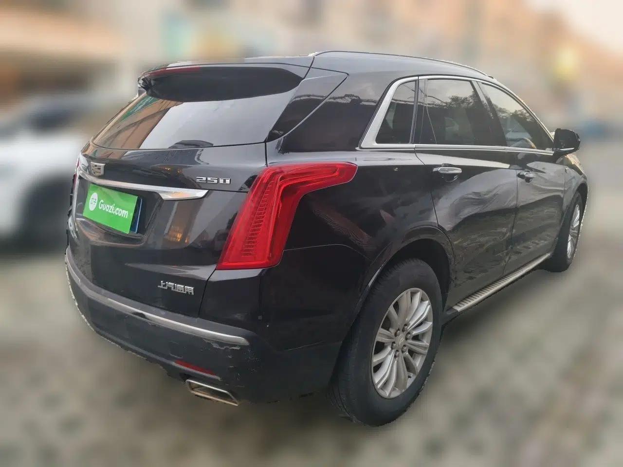 Cadillac XT5 2018 25T Tech Model — миниатюра 6