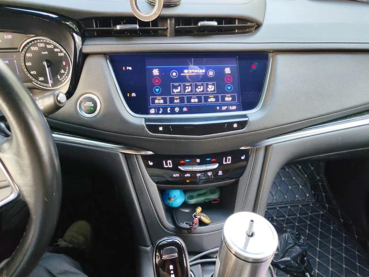 Cadillac XT5 2022 2.0T Two-Wheel Drive Luxury Version — миниатюра 13