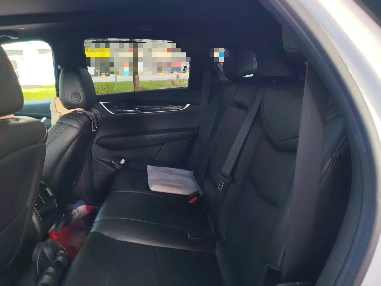 Cadillac XT5 2022 2.0T Two-Wheel Drive Luxury Version — миниатюра 17