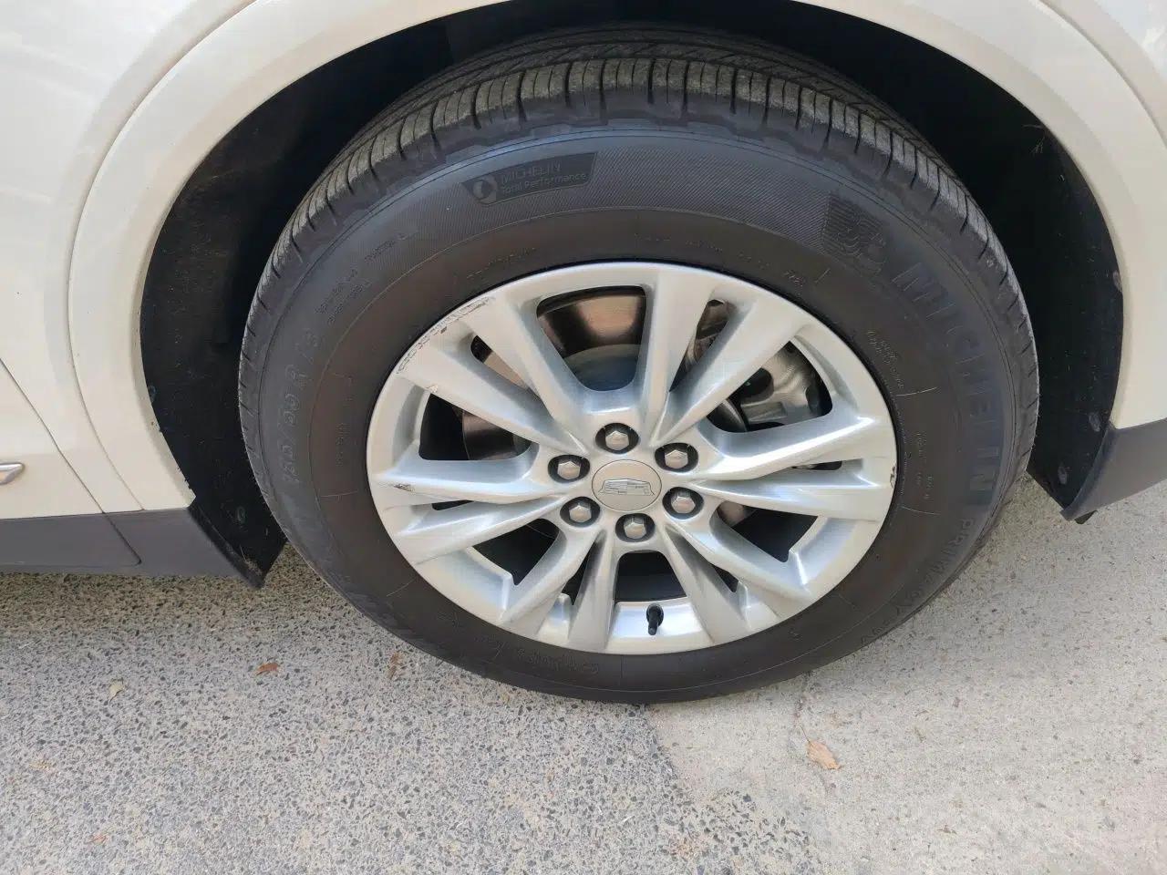 Cadillac XT5 2022 2.0T Two-Wheel Drive Luxury Version — миниатюра 8