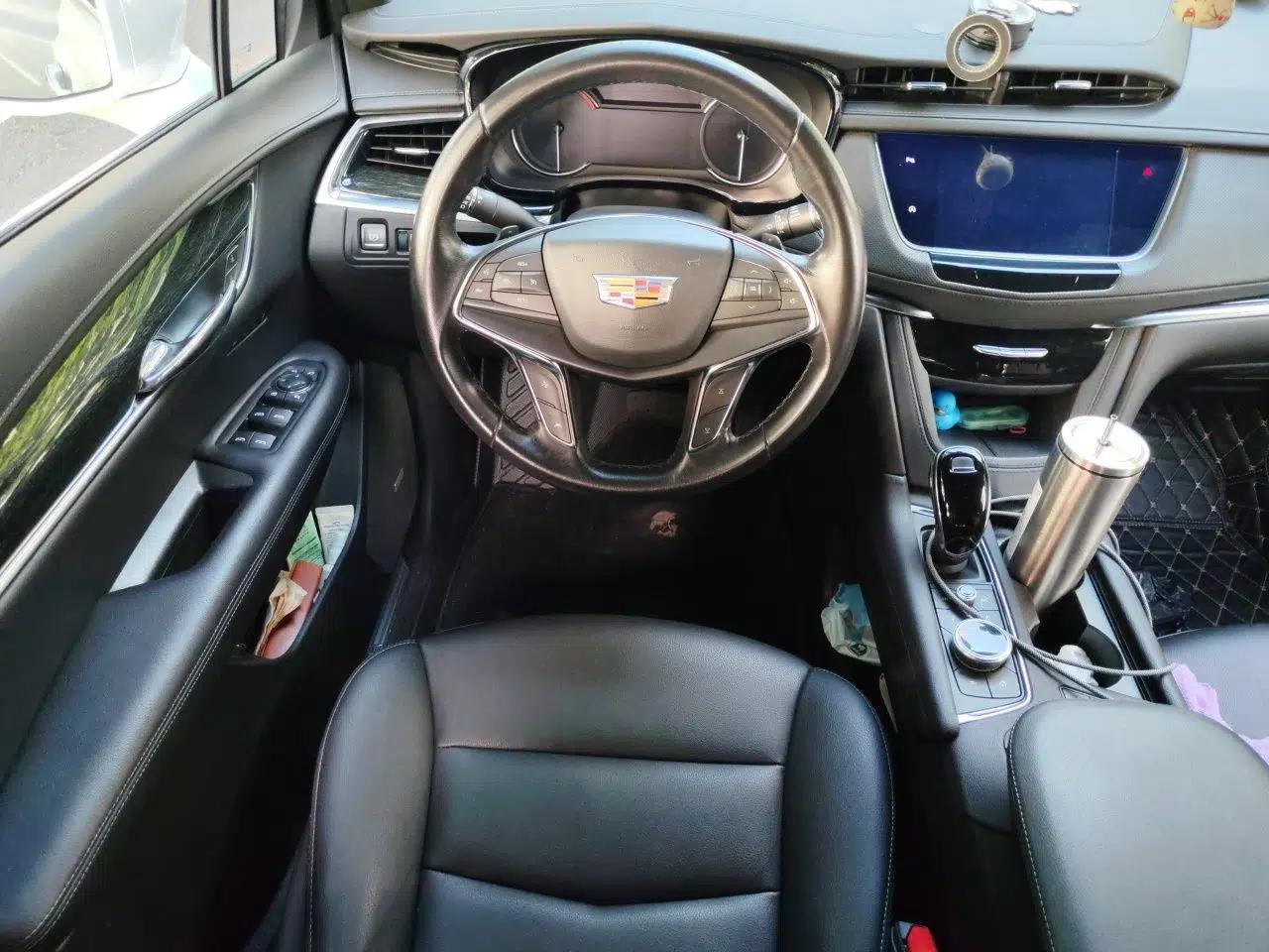 Cadillac XT5 2022 2.0T Two-Wheel Drive Luxury Version — миниатюра 10