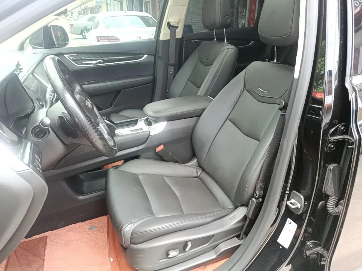 Cadillac XT5 2017 Anniversary Edition 25T Luxury Model — миниатюра 17