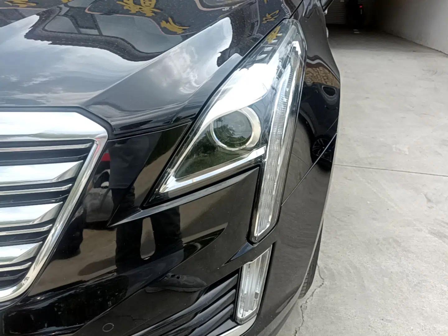 Cadillac XT5 2017 Anniversary Edition 25T Luxury Model — миниатюра 8