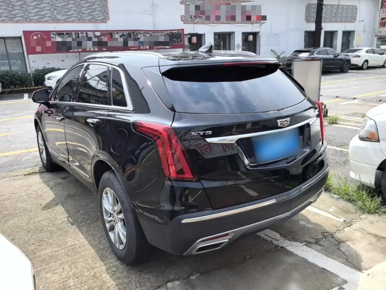 Cadillac XT5 2021 28T Luxury Model — миниатюра 4