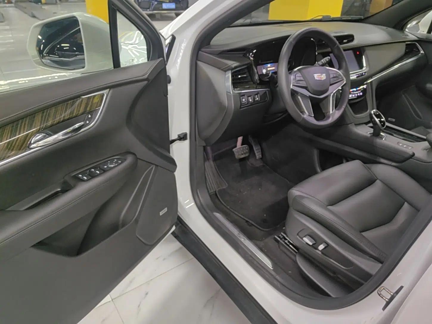 Cadillac XT5 2018 28E Four-Wheel Drive Tech Version — миниатюра 18