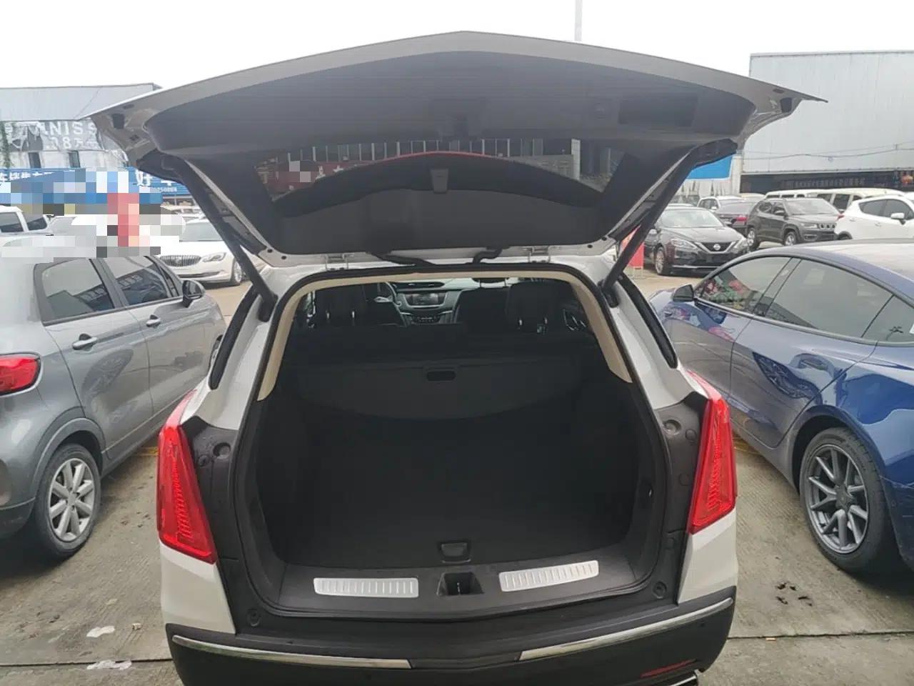 Cadillac XT5 2018 25T Luxury Model — миниатюра 22