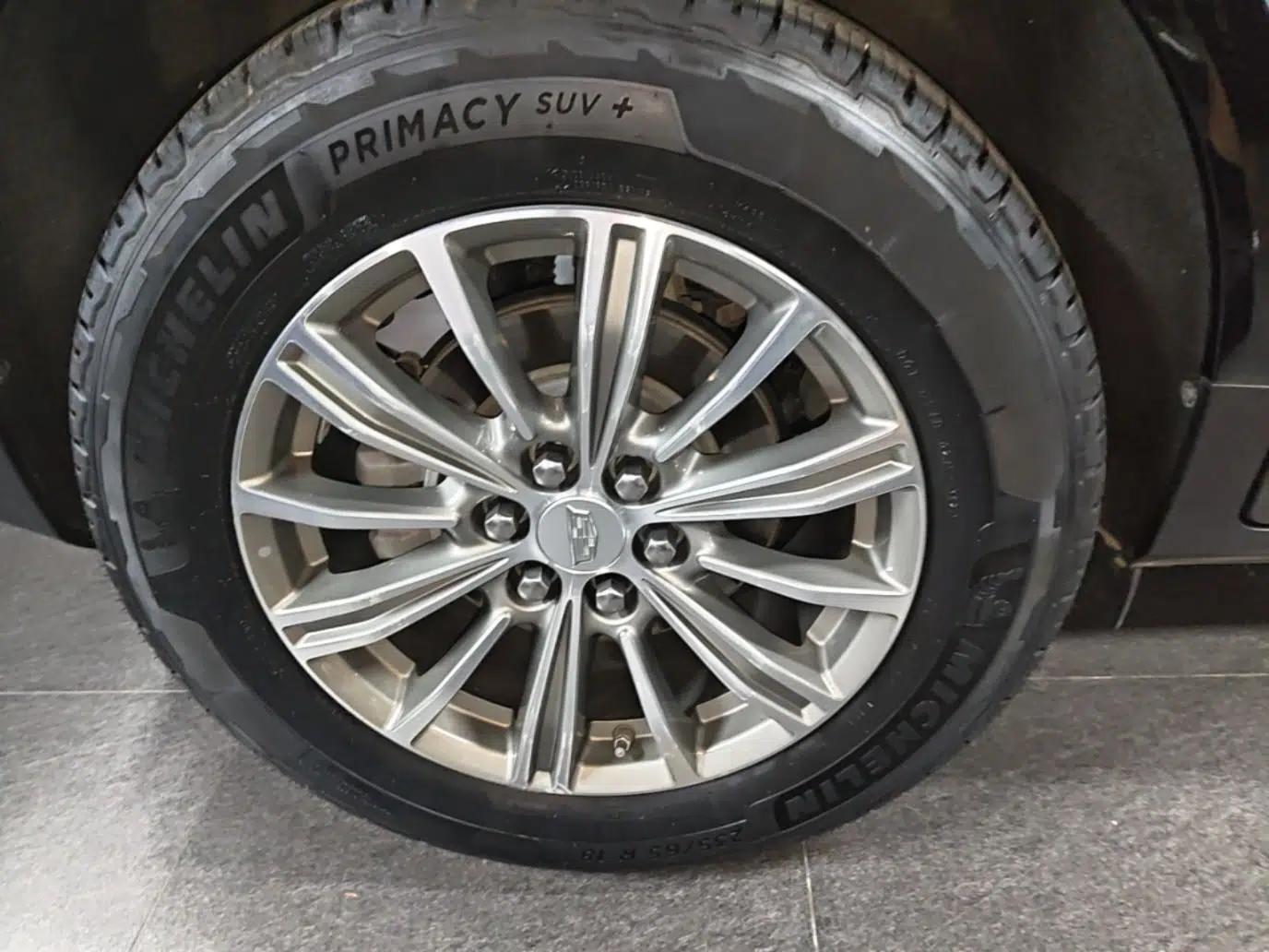 Cadillac XT5 2018 28T Four-Wheel Drive Luxury Model — миниатюра 11