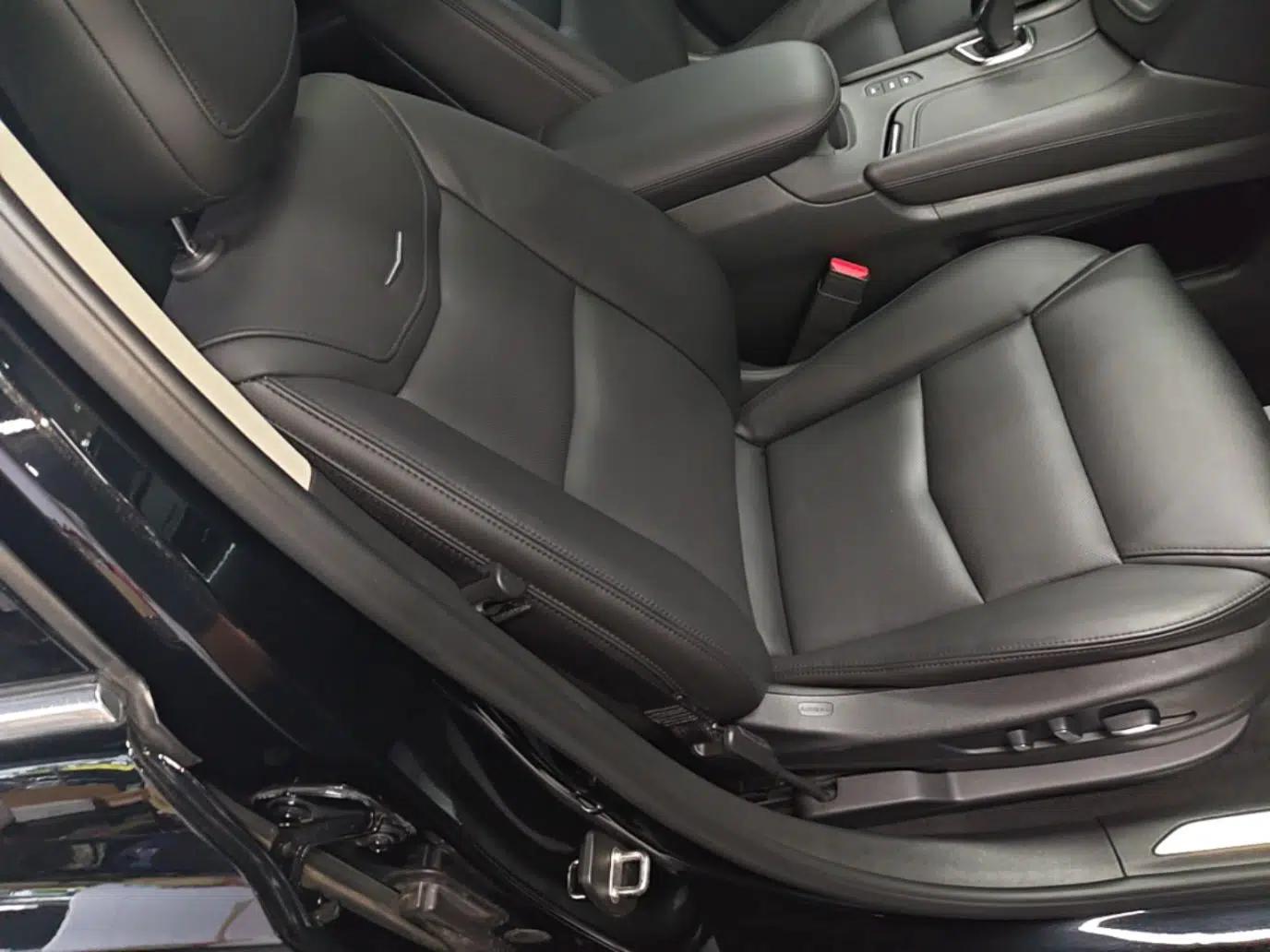 Cadillac XT5 2018 28T Four-Wheel Drive Luxury Model — миниатюра 19