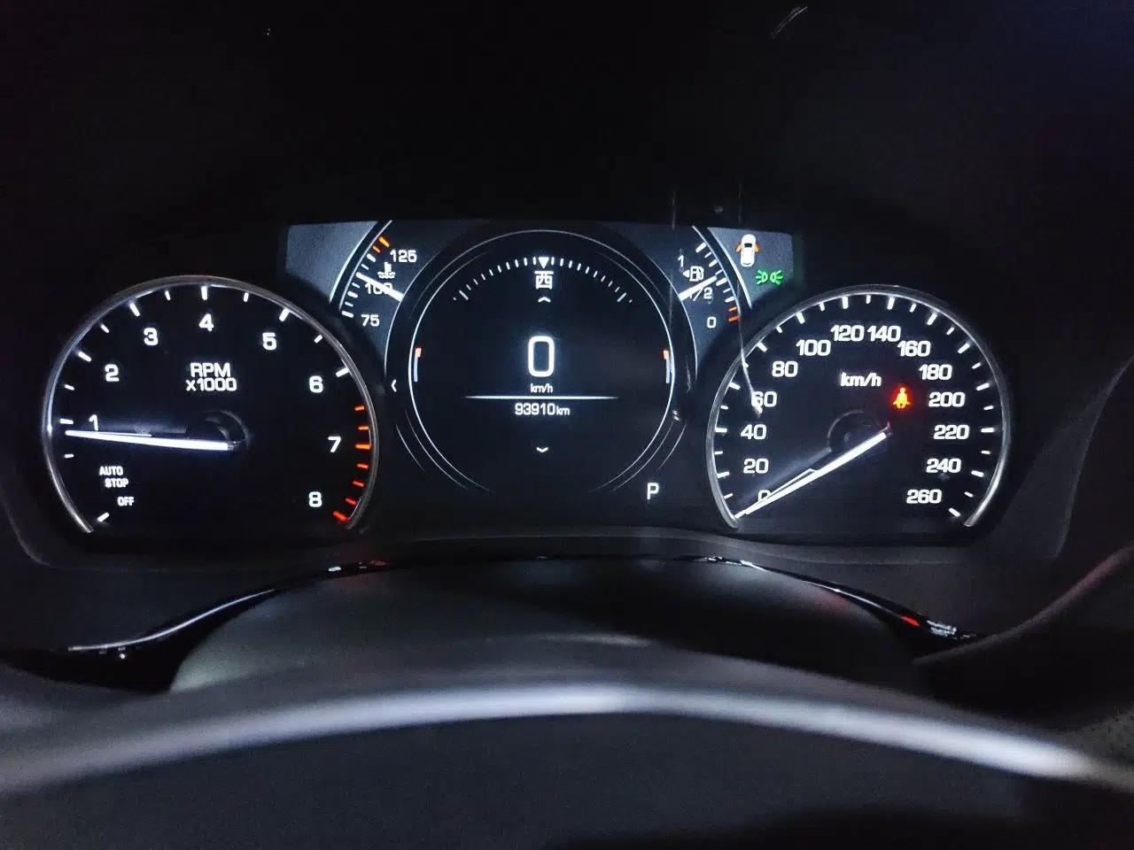Cadillac XT5 2018 25T Luxury Model — миниатюра 11