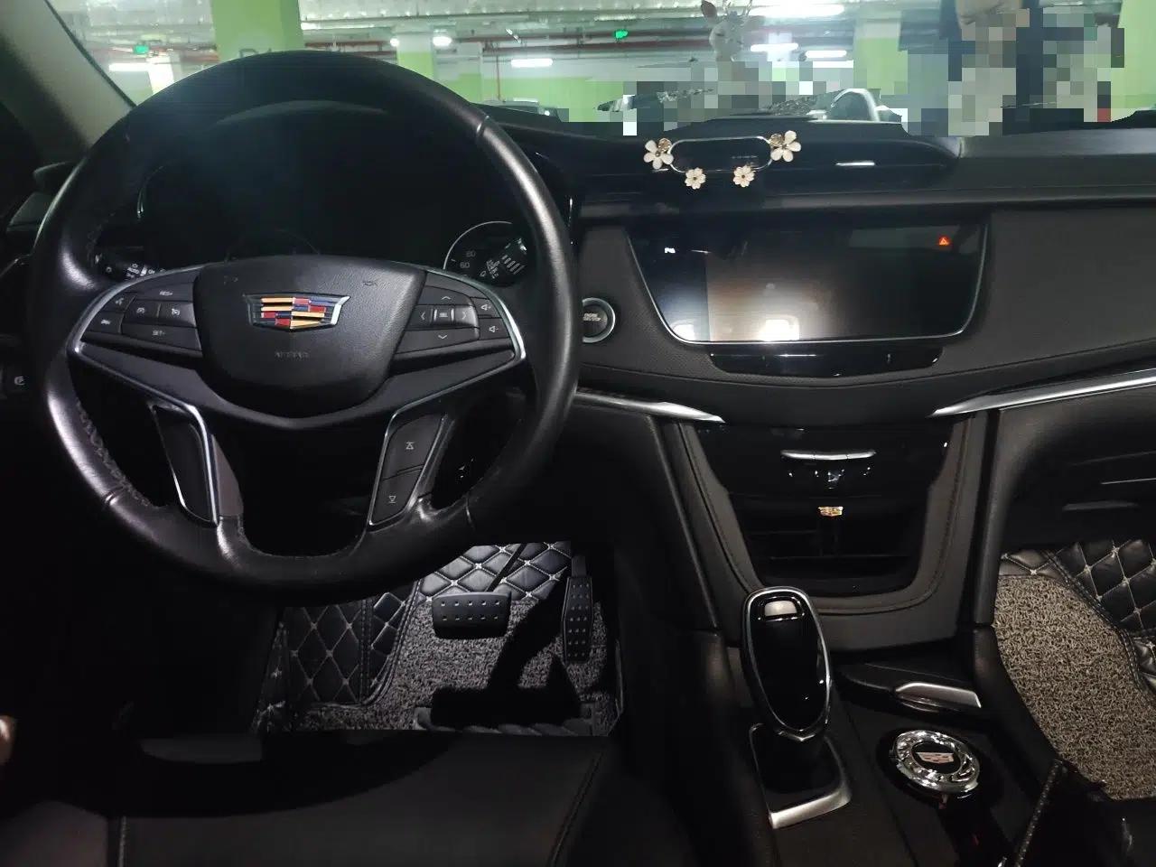 Cadillac XT5 2018 25T Luxury Model — миниатюра 9