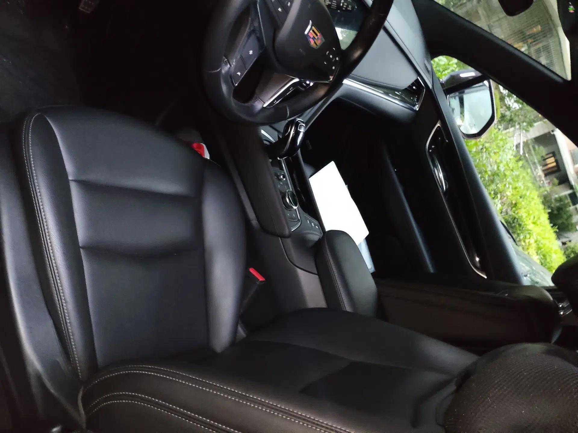 Cadillac XT5 2022 2.0T Two-Wheel Drive Luxury Version — миниатюра 15