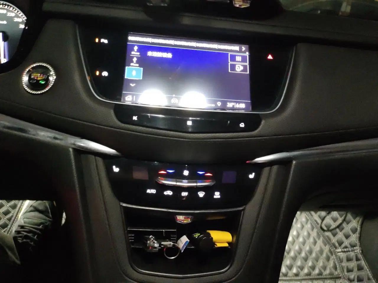 Cadillac XT5 2020 28T Four-Wheel Drive Luxury Version — миниатюра 13