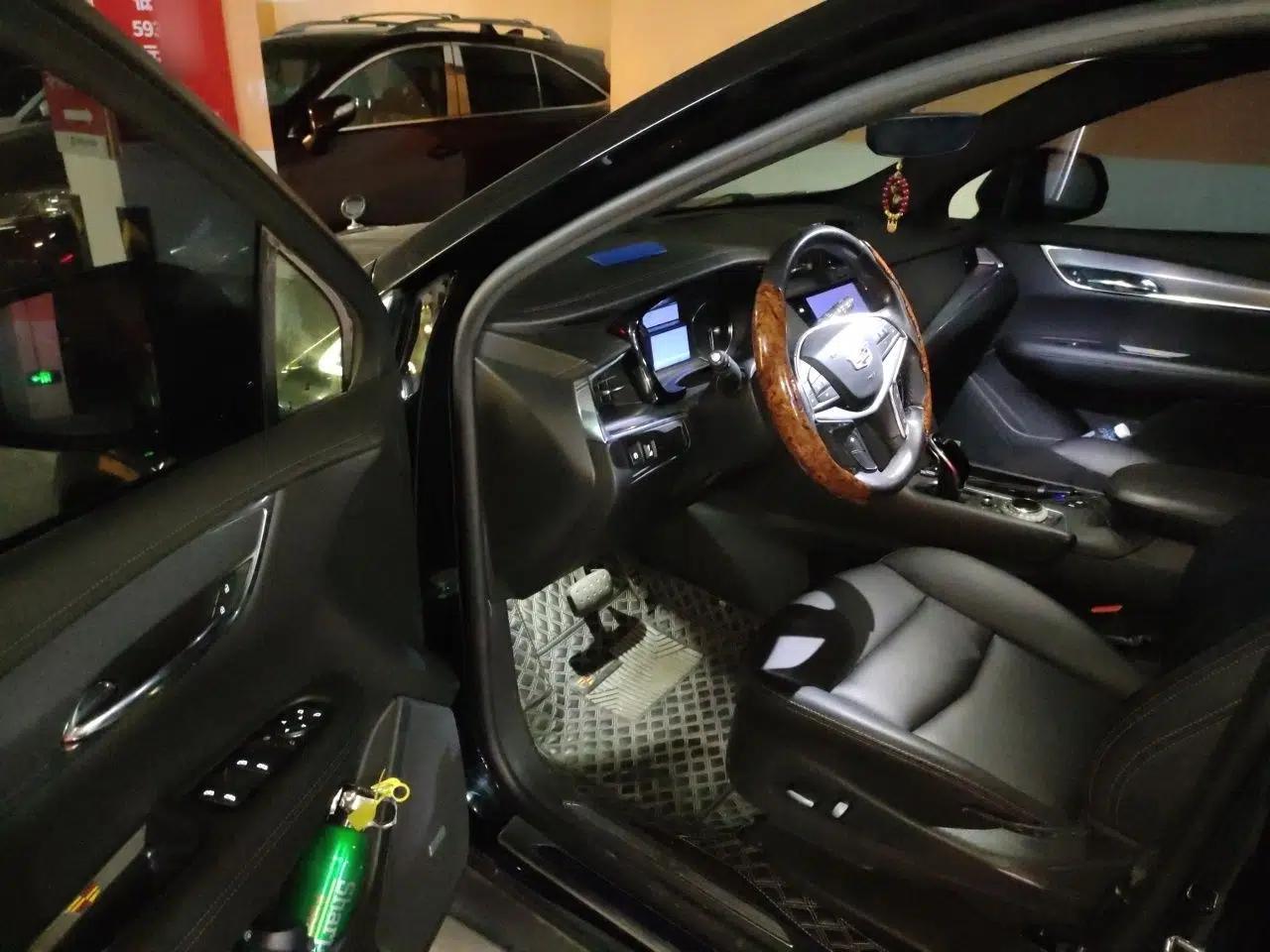 Cadillac XT5 2020 28T Four-Wheel Drive Luxury Version — миниатюра 16