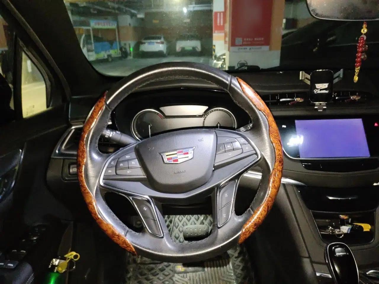 Cadillac XT5 2020 28T Four-Wheel Drive Luxury Version — миниатюра 10