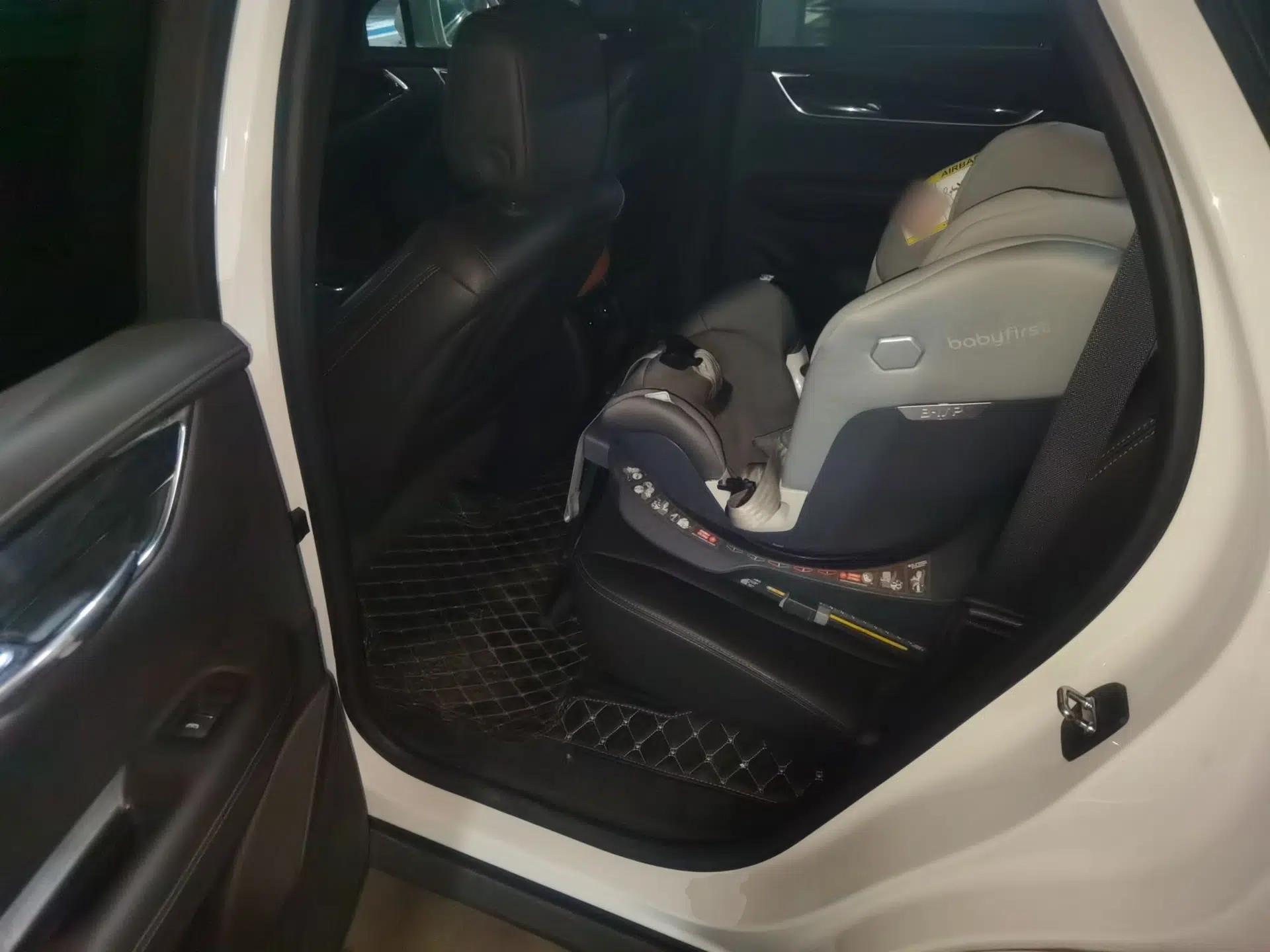 Cadillac XT5 2021 2.0T Two-Wheel Drive Luxury Version — миниатюра 17