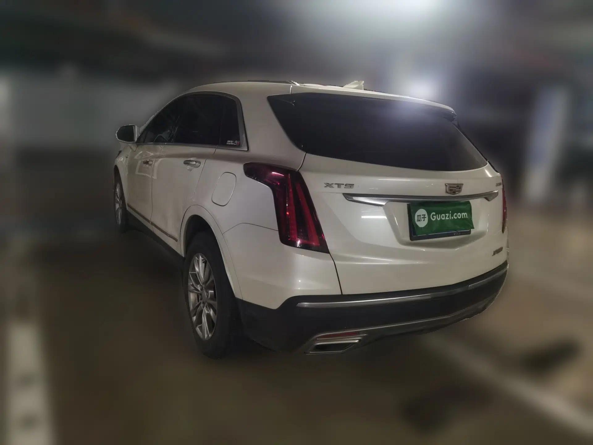 Cadillac XT5 2021 2.0T Two-Wheel Drive Luxury Version — миниатюра 4