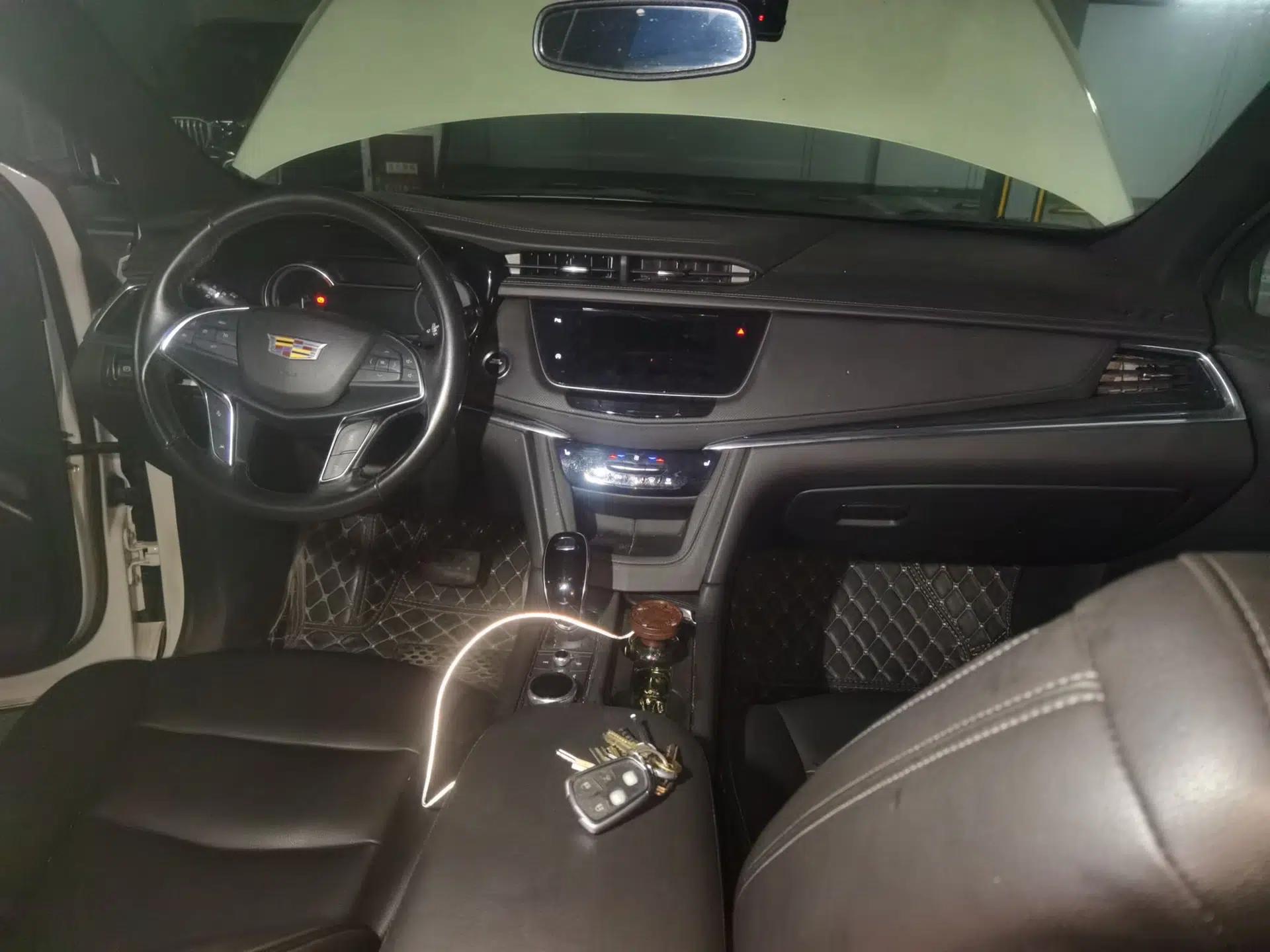 Cadillac XT5 2021 2.0T Two-Wheel Drive Luxury Version — миниатюра 9