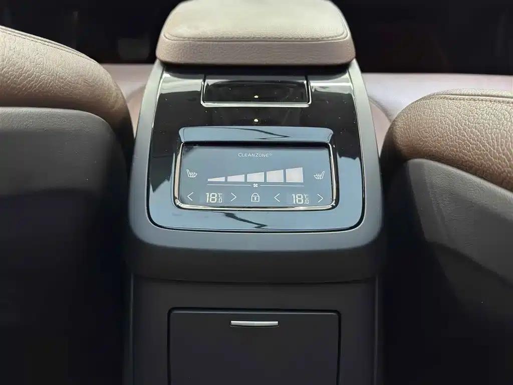 2019 Volvo S90 Plug-in Hybrid T8 E-Drive Hybrid Smart Edition (China VI Emission Standard) — миниатюра 14
