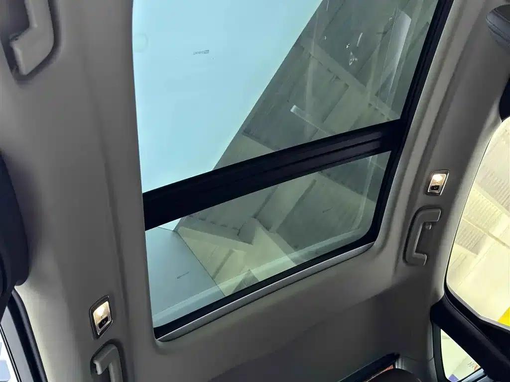 2019 Volvo S90 Plug-in Hybrid T8 E-Drive Hybrid Smart Edition (China VI Emission Standard) — миниатюра 9