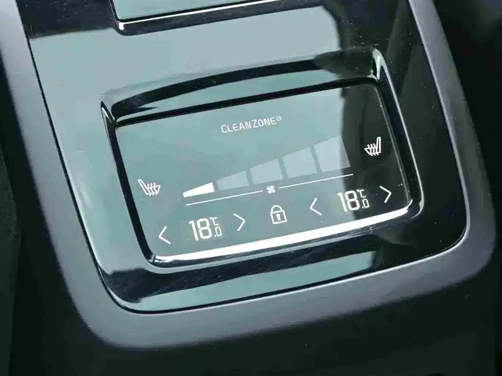 2019 Volvo S90 Plug-in Hybrid T8 E-Drive Hybrid Smart Edition (China VI Emission Standard) — миниатюра 7