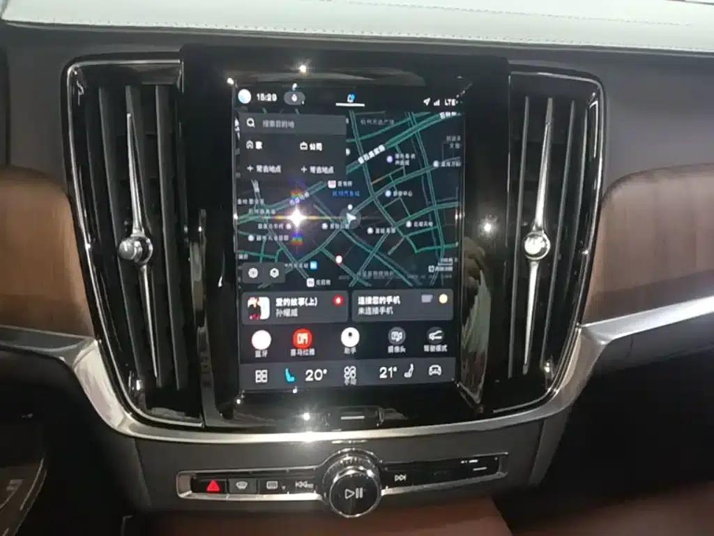 2022 Volvo S90 Plug-in Hybrid T8 E-Drive Hybrid, Inscription Luxury Edition — миниатюра 13