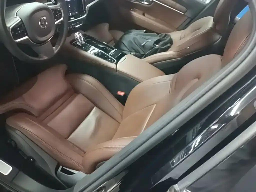 2022 Volvo S90 Plug-in Hybrid T8 E-Drive Hybrid, Inscription Luxury Edition — миниатюра 15