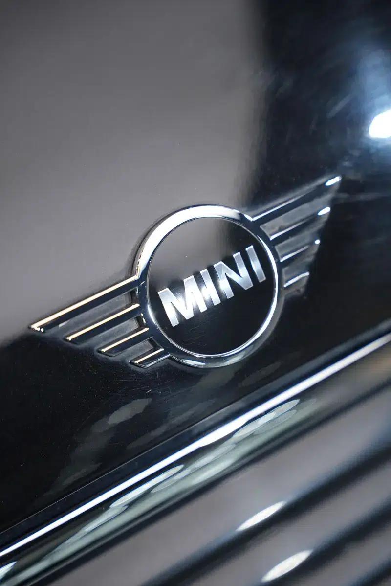 MINI 2021 1.5T COOPER Midnight Black Special Edition — миниатюра 16