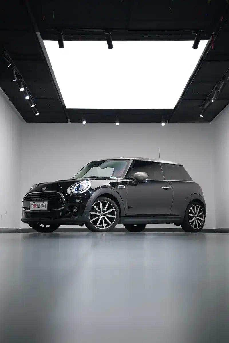 MINI 2021 1.5T COOPER Midnight Black Special Edition — миниатюра 3