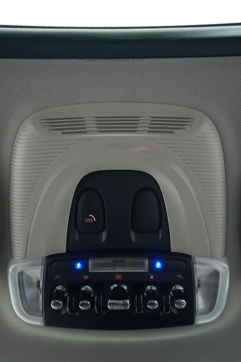 MINI 2021 1.5T COOPER Midnight Black Special Edition — миниатюра 7