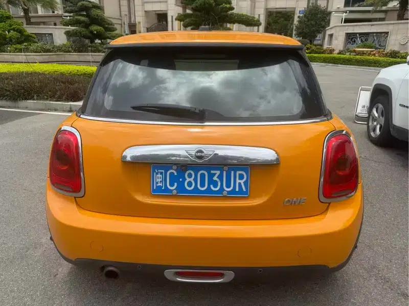 MINI 2016 1.2T ONE Pioneer — миниатюра 5