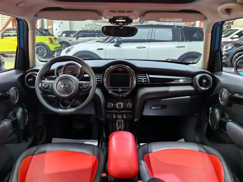 2018 MINI 1.5T ONE PLUS 5-Door — миниатюра 12