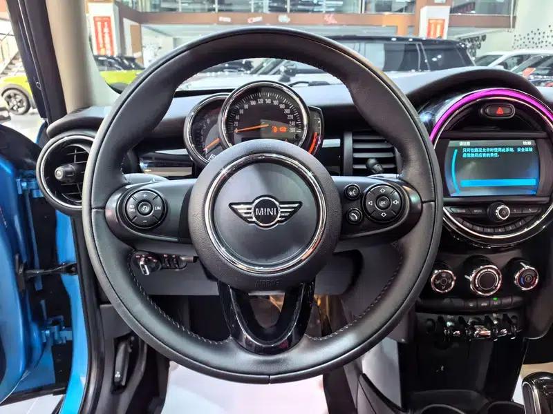 2018 MINI 1.5T ONE PLUS 5-Door — миниатюра 15